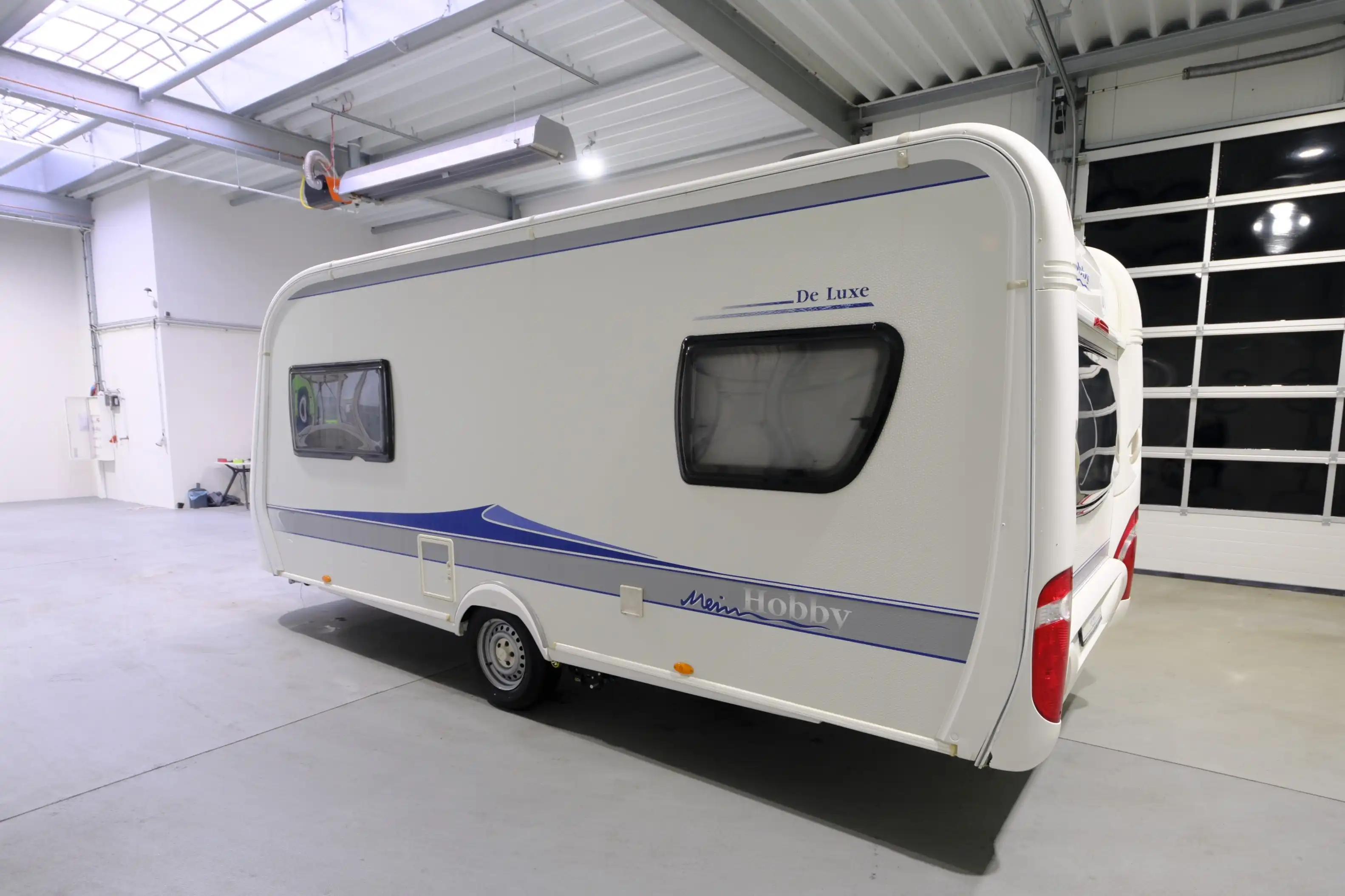 HOBBY DeLuxe 490 UL